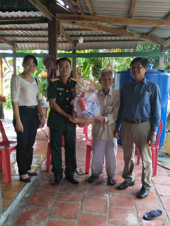 37810534_1683571831771371_6668470020244242432_n.jpgtham phan van hau.jpg